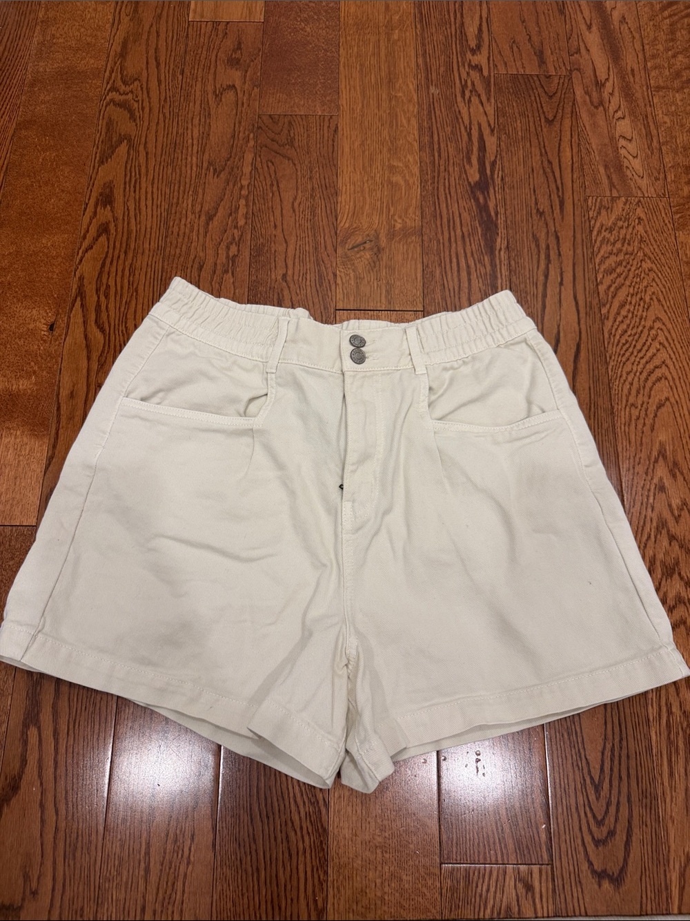 Garage Cream High-Waist Elastic Waistband Shorts